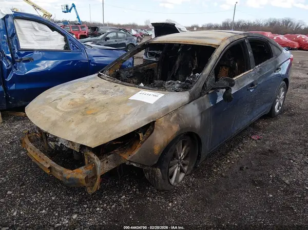 5NPE24AF3HH452209 2017 HYUNDAI SONATA - Image 2