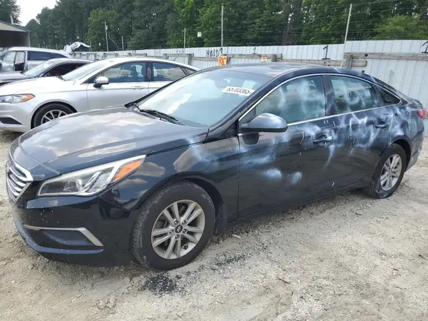 5NPE24AF3HH455966 2017 HYUNDAI SONATA - Image 1
