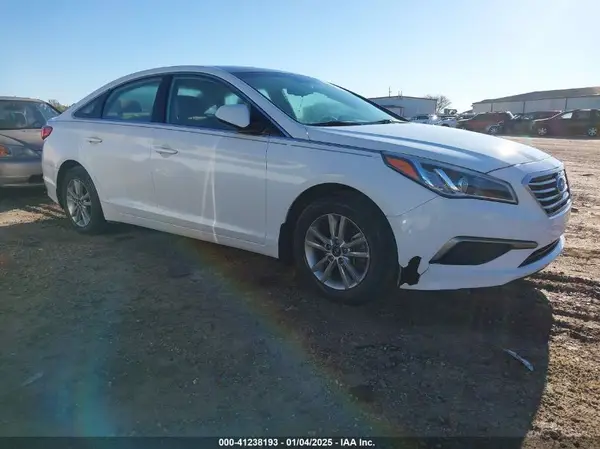 5NPE24AF3HH456857 2017 HYUNDAI SONATA - Image 1