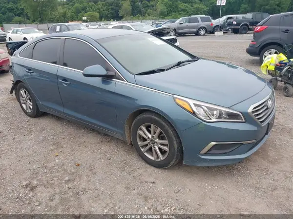 5NPE24AF3HH459645 2017 HYUNDAI SONATA - Image 1