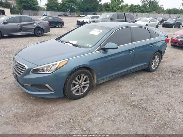 5NPE24AF3HH459645 2017 HYUNDAI SONATA - Image 2