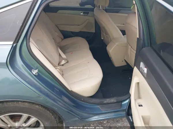 5NPE24AF3HH459645 2017 HYUNDAI SONATA - Image 8