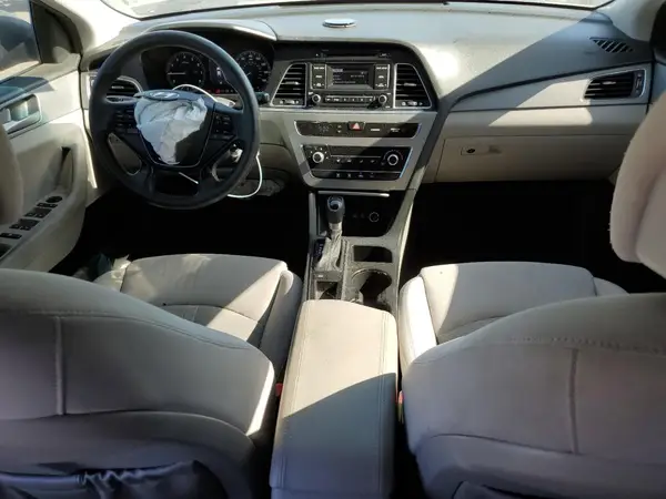 5NPE24AF3HH460178 2017 HYUNDAI SONATA - Image 8