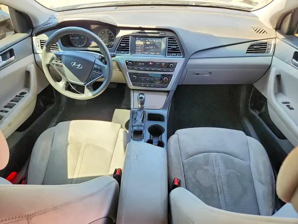 5NPE24AF3HH464036 2017 HYUNDAI SONATA - Image 8