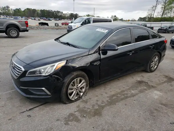5NPE24AF3HH465493 2017 HYUNDAI SONATA - Image 1