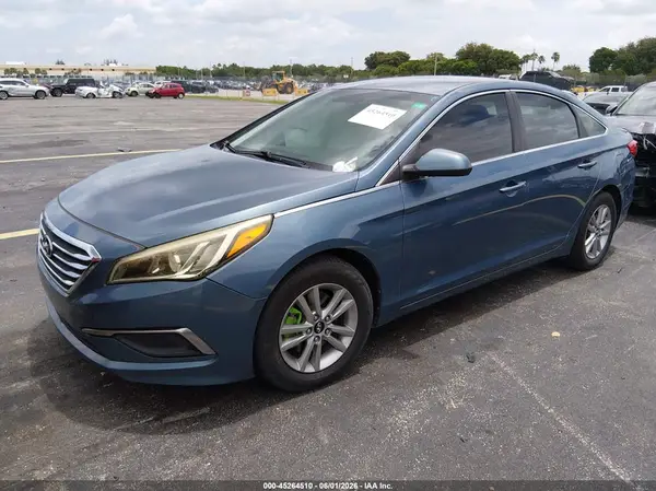 5NPE24AF3HH467261 2017 HYUNDAI SONATA - Image 2