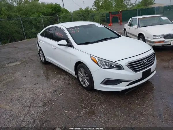 5NPE24AF3HH469432 2017 HYUNDAI SONATA - Image 1