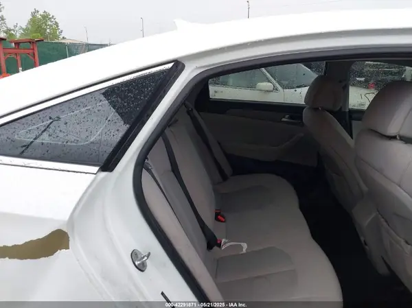 5NPE24AF3HH469432 2017 HYUNDAI SONATA - Image 8