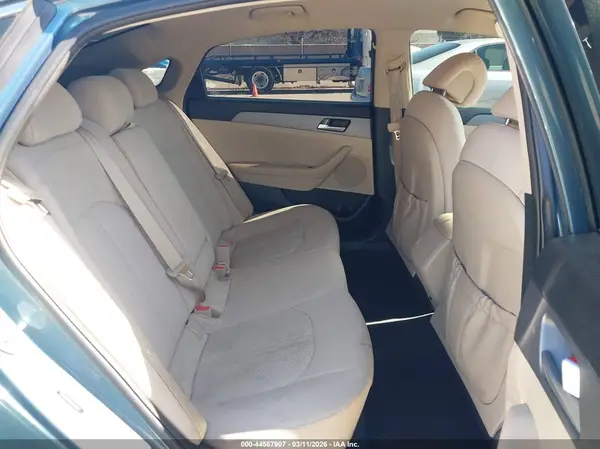 5NPE24AF3HH470211 2017 HYUNDAI SONATA - Image 8