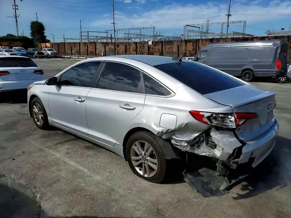 5NPE24AF3HH471312 2017 HYUNDAI SONATA - Image 2