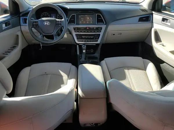 5NPE24AF3HH473822 2017 HYUNDAI SONATA - Image 8