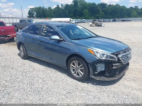 5NPE24AF3HH476347 2017 HYUNDAI SONATA - Image 1