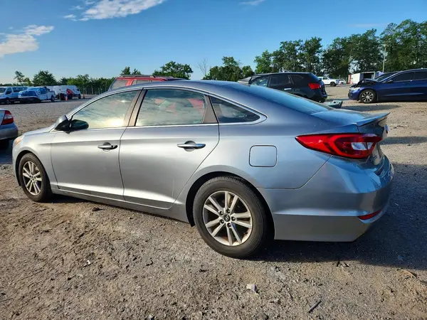 5NPE24AF3HH477188 2017 HYUNDAI SONATA - Image 2
