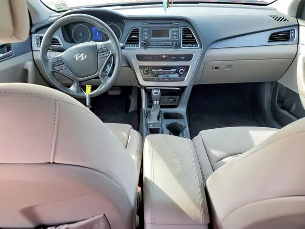 5NPE24AF3HH483721 2017 HYUNDAI SONATA - Image 8