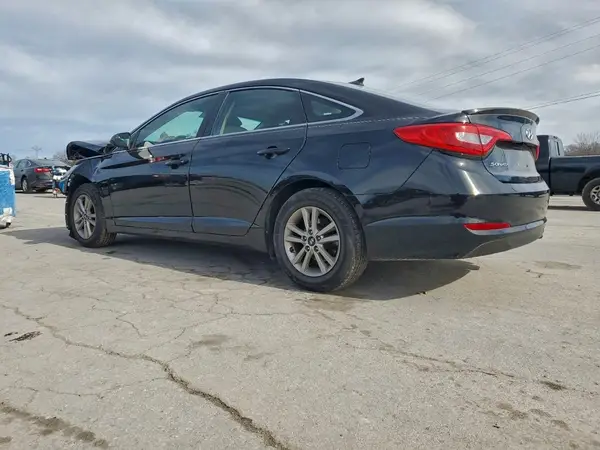 5NPE24AF3HH484738 2017 HYUNDAI SONATA - Image 2