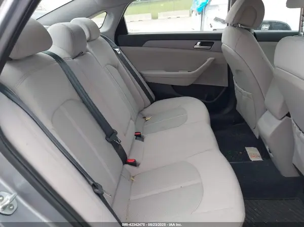 5NPE24AF3HH486067 2017 HYUNDAI SONATA - Image 8