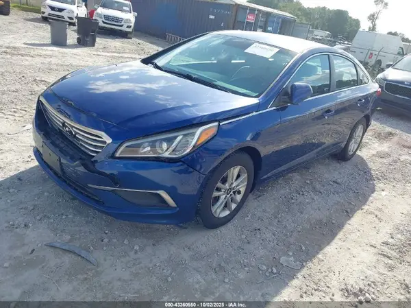 5NPE24AF3HH491057 2017 HYUNDAI SONATA - Image 2