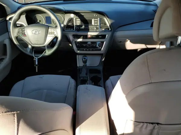 5NPE24AF3HH492905 2017 HYUNDAI SONATA - Image 8