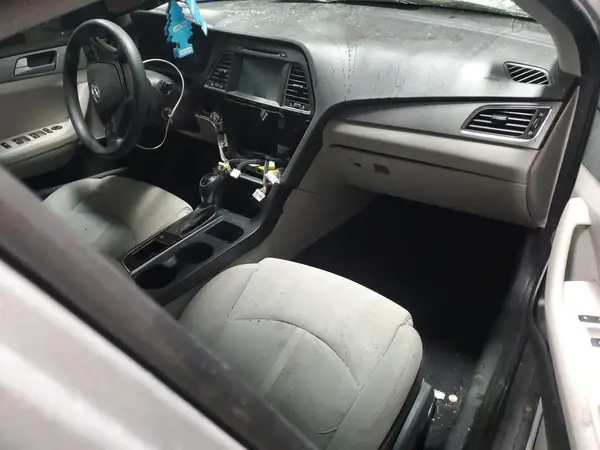 5NPE24AF3HH493648 2017 HYUNDAI SONATA - Image 8