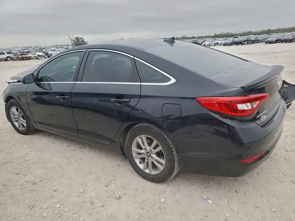 5NPE24AF3HH499742 2017 HYUNDAI SONATA - Image 2