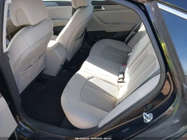 5NPE24AF3HH500310 2017 HYUNDAI SONATA - Image 8