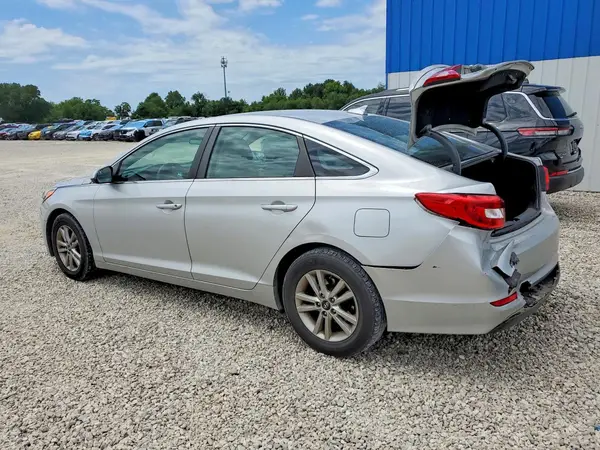5NPE24AF3HH502414 2017 HYUNDAI SONATA - Image 2