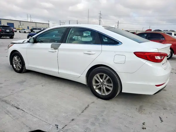 5NPE24AF3HH502445 2017 HYUNDAI SONATA - Image 2
