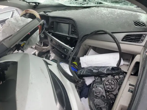 5NPE24AF3HH502624 2017 HYUNDAI SONATA - Image 8