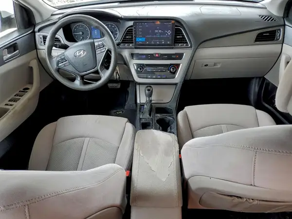 5NPE24AF3HH503532 2017 HYUNDAI SONATA - Image 8