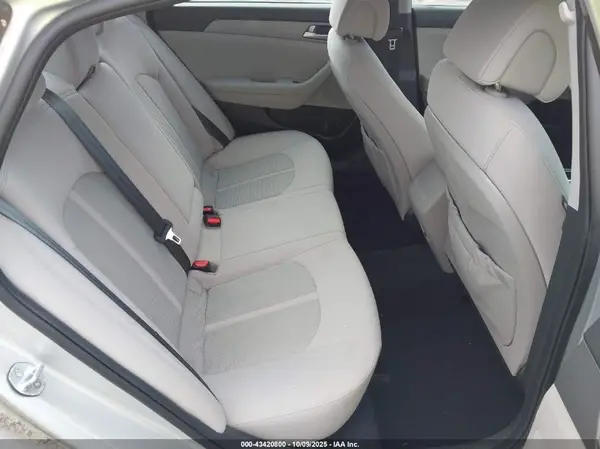 5NPE24AF3HH504339 2017 HYUNDAI SONATA - Image 8