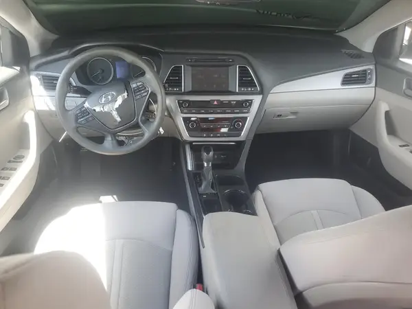 5NPE24AF3HH506883 2017 HYUNDAI SONATA - Image 8