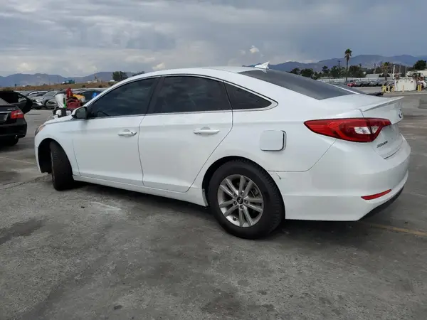 5NPE24AF3HH507080 2017 HYUNDAI SONATA - Image 2