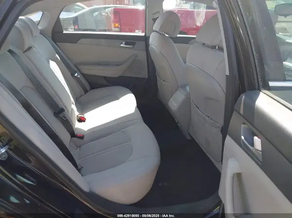 5NPE24AF3HH507435 2017 HYUNDAI SONATA - Image 8