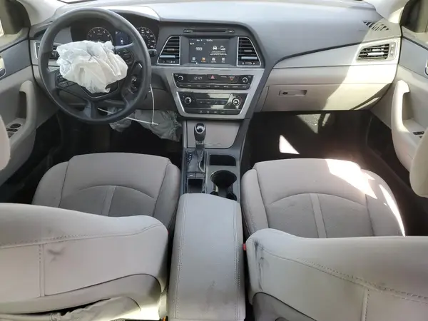 5NPE24AF3HH507564 2017 HYUNDAI SONATA - Image 8
