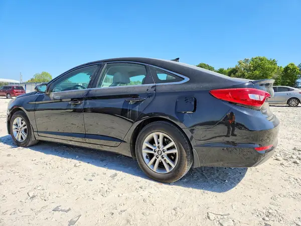 5NPE24AF3HH509217 2017 HYUNDAI SONATA - Image 2