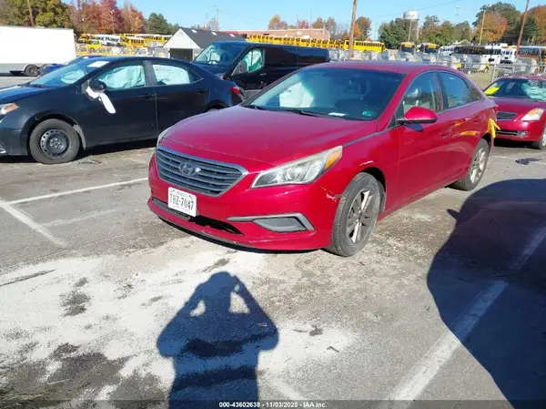 5NPE24AF3HH510058 2017 HYUNDAI SONATA - Image 2