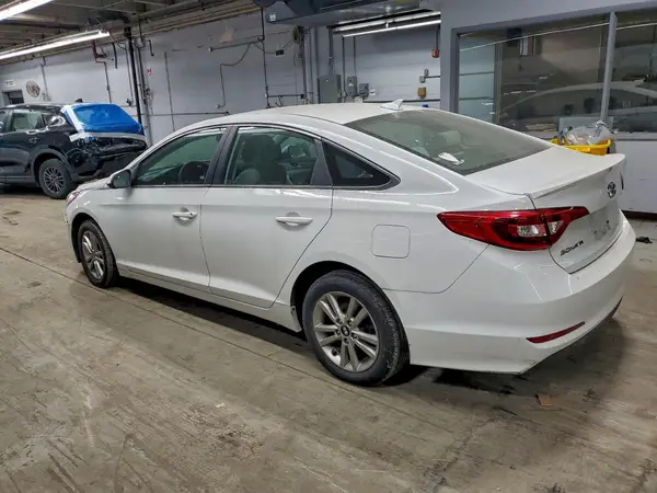 5NPE24AF3HH510786 2017 HYUNDAI SONATA - Image 2