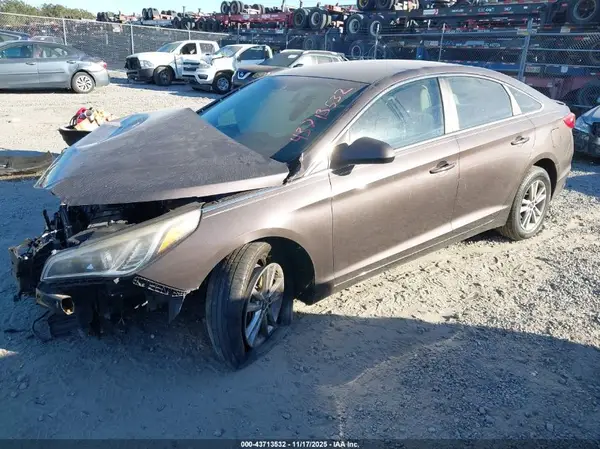 5NPE24AF3HH513347 2017 HYUNDAI SONATA - Image 2