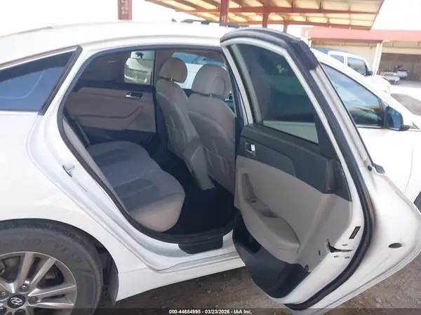 5NPE24AF3HH514675 2017 HYUNDAI SONATA - Image 8