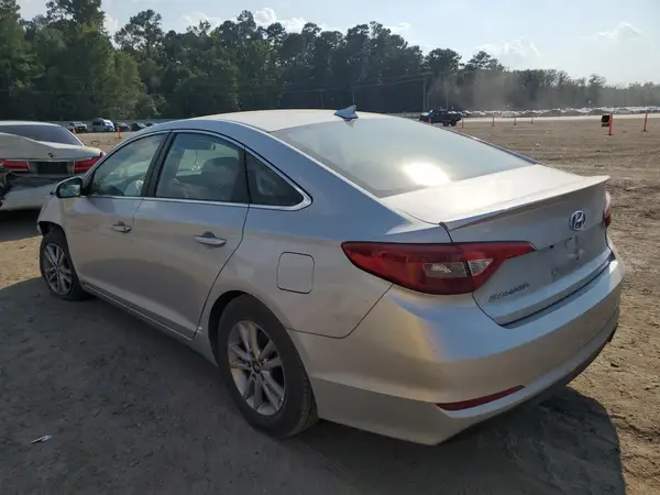 5NPE24AF3HH516104 2017 HYUNDAI SONATA - Image 2