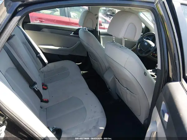 5NPE24AF3HH520640 2017 HYUNDAI SONATA - Image 8