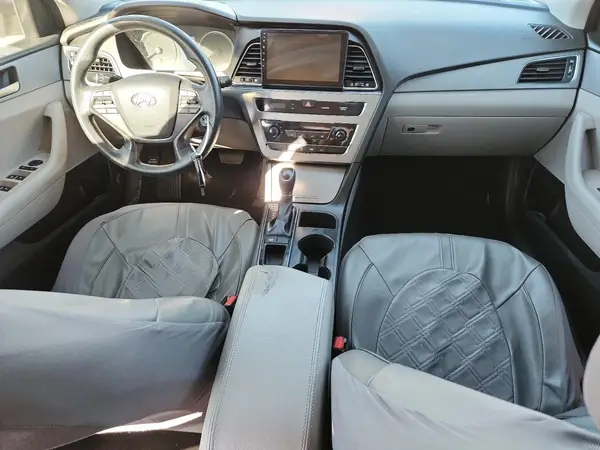 5NPE24AF3HH520976 2017 HYUNDAI SONATA - Image 8