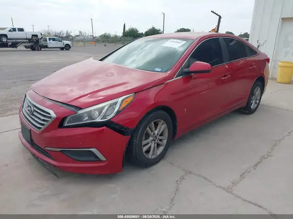 5NPE24AF3HH521240 2017 HYUNDAI SONATA - Image 2
