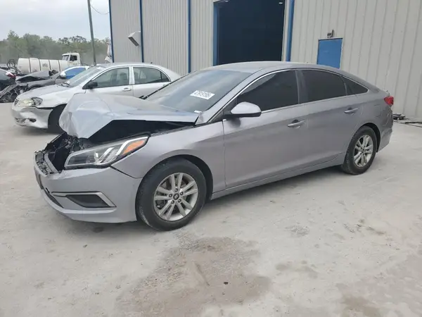 5NPE24AF3HH521982 2017 HYUNDAI SONATA - Image 1
