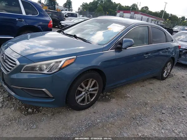 5NPE24AF3HH523862 2017 HYUNDAI SONATA - Image 2
