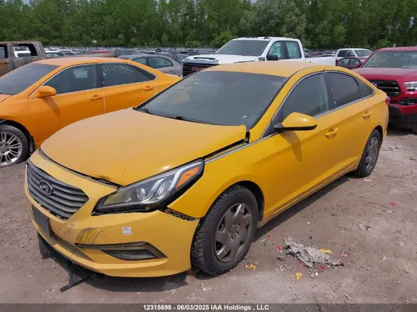 5NPE24AF3HH523893 2017 HYUNDAI SONATA - Image 2