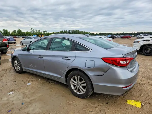 5NPE24AF3HH526535 2017 HYUNDAI SONATA - Image 2
