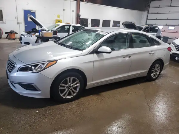 5NPE24AF3HH528155 2017 HYUNDAI SONATA - Image 1