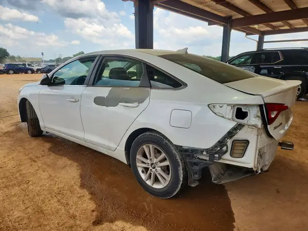 5NPE24AF3HH529080 2017 HYUNDAI SONATA - Image 2
