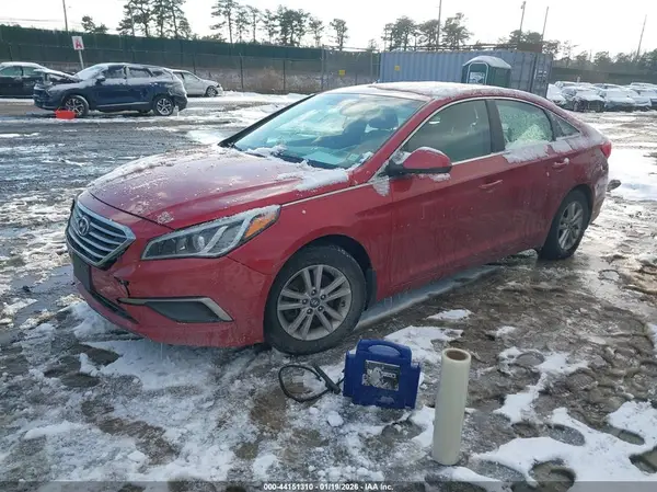 5NPE24AF3HH529712 2017 HYUNDAI SONATA - Image 2